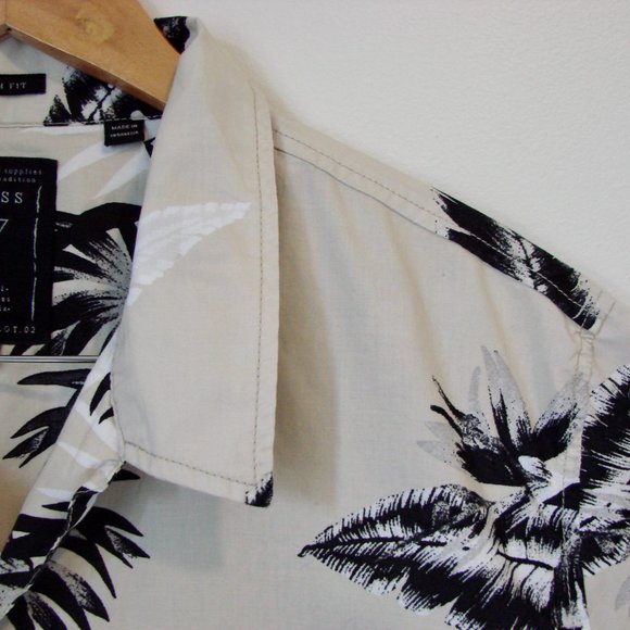 Guess Shirt Tan Black Hawaiian Palm Leaf Slim Fit Shirt Button Front Size XXL - Picture 4 of 13